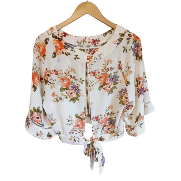 Jealous Tomato Tops - Women's Jealous Tomato Blouse Top - Size Medium- Floral & White